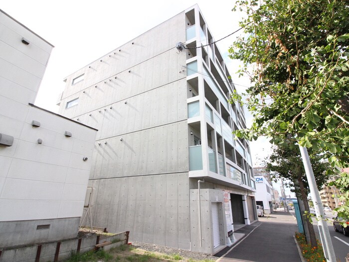 物件外観写真2　(外観写真)