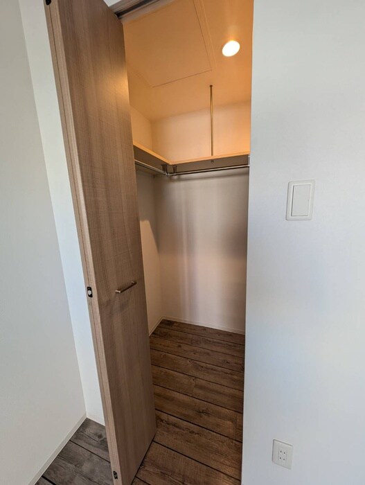 物件内観写真18　(収納)