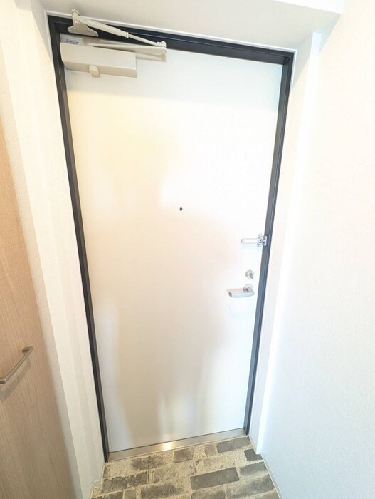 物件内観写真22　(玄関)