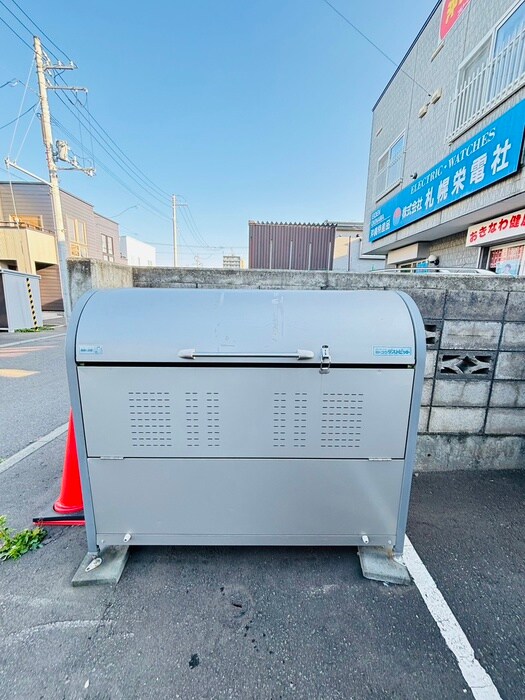 物件外観写真6　(建物設備)