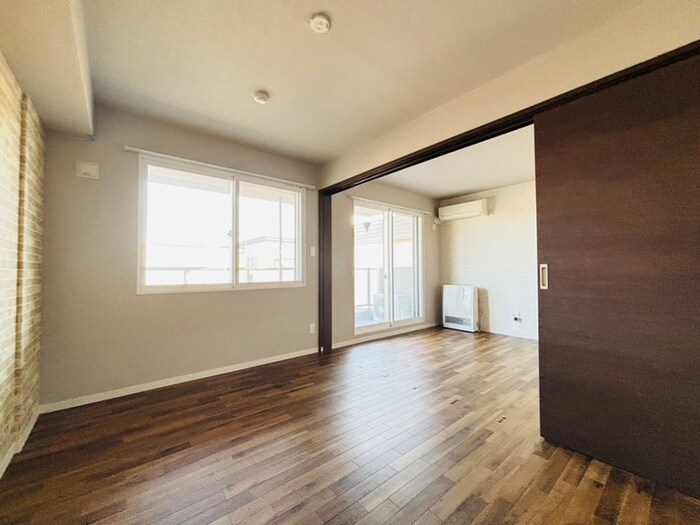 物件内観写真16　(居室)