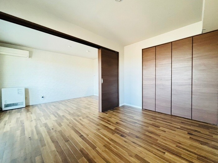 物件内観写真19　(居室)