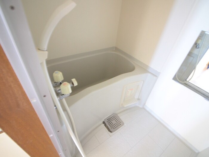 物件内観写真14　(トイレ)