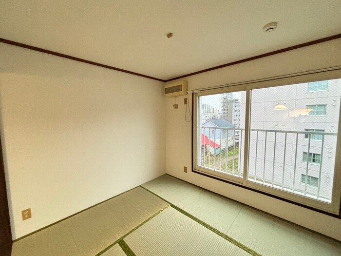 物件内観写真12　(居室)