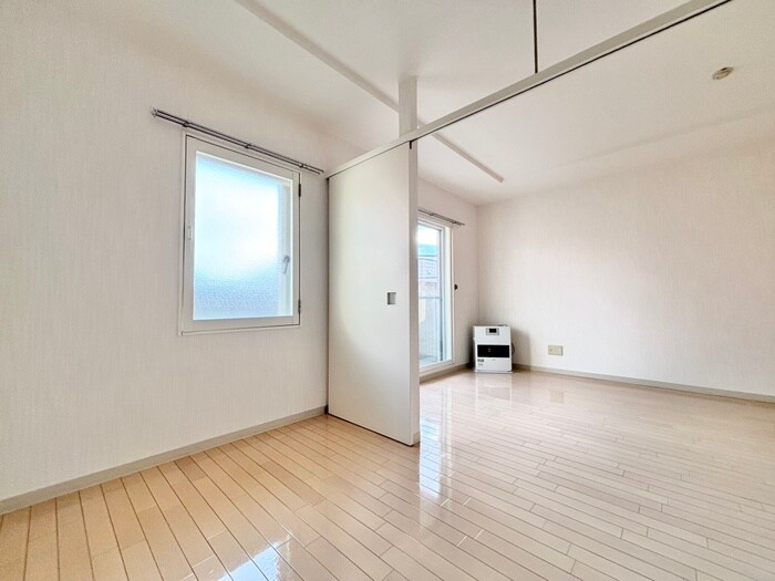 物件内観写真11　(居室)