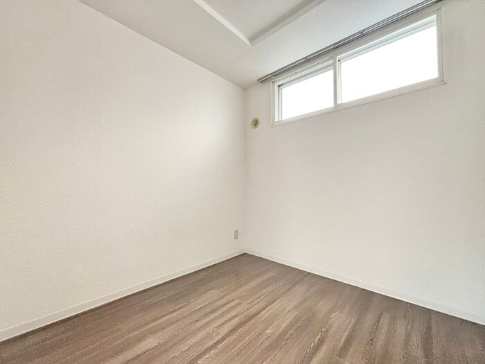 物件内観写真12　(居室)