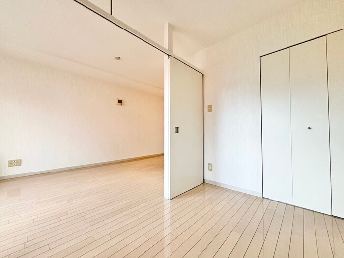 物件内観写真12　(居室)