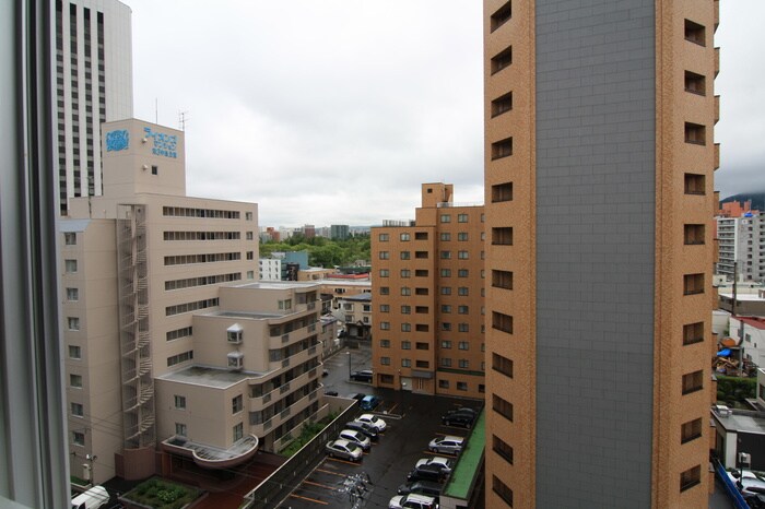 物件内観写真16　(室内からの展望)