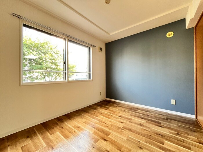 物件内観写真10　(居室)