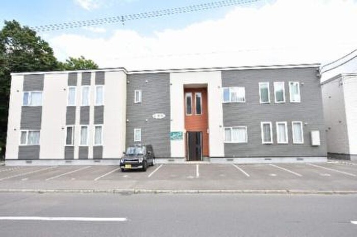 物件外観写真2　(外観写真)