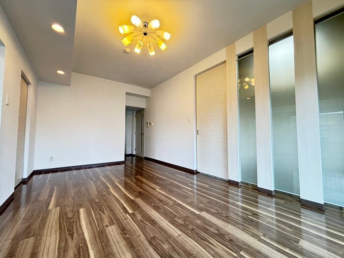 物件内観写真9　(居室)