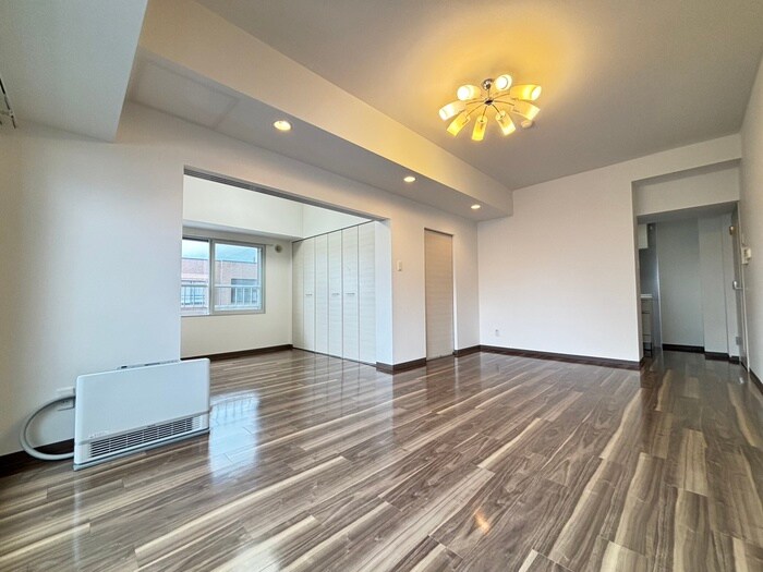 物件内観写真10　(居室)