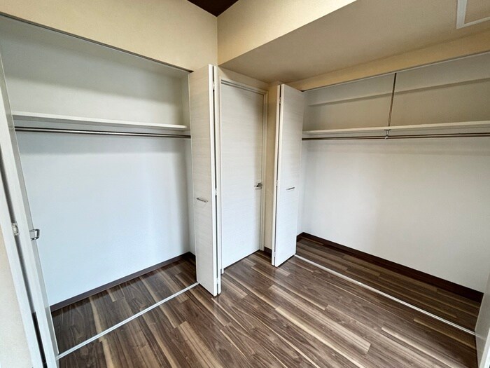 物件内観写真15　(収納)