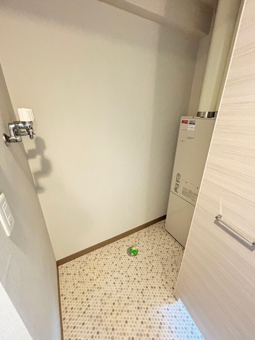 物件内観写真19　(洗濯機置場)