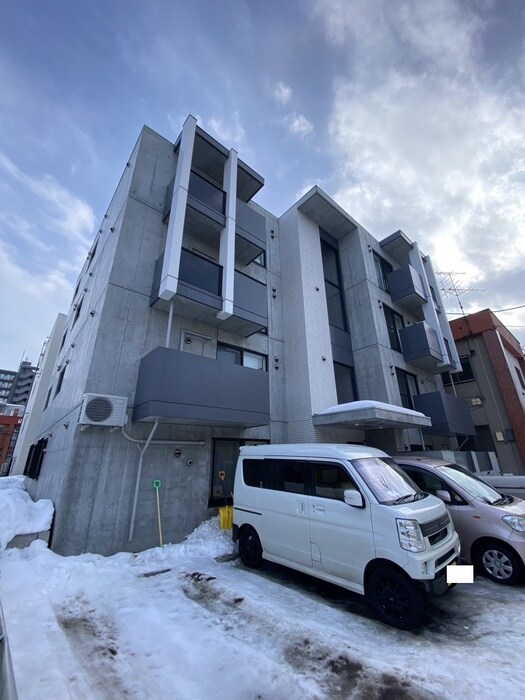 物件外観写真3　(外観写真)