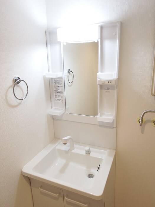 物件内観写真13　(洗面)