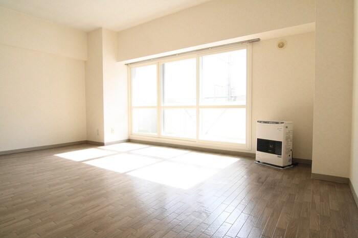 物件内観写真6　(居室)