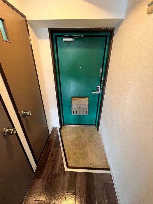 物件内観写真17　(玄関)