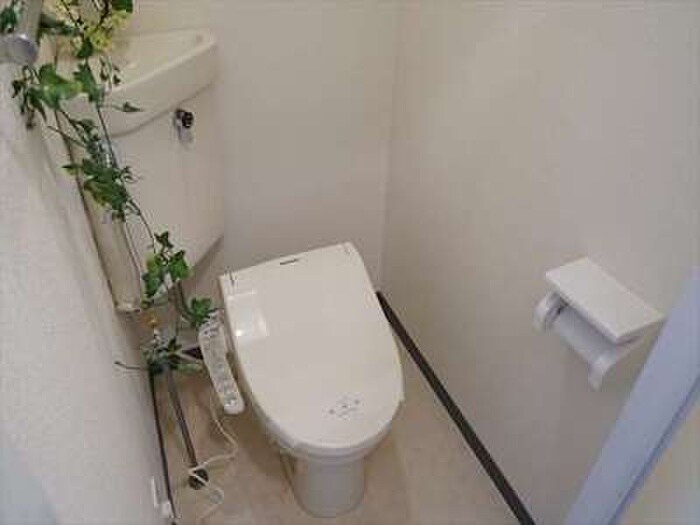 物件内観写真16　(トイレ)