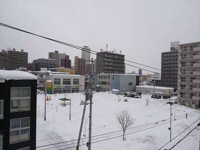 物件内観写真19　(室内からの展望)