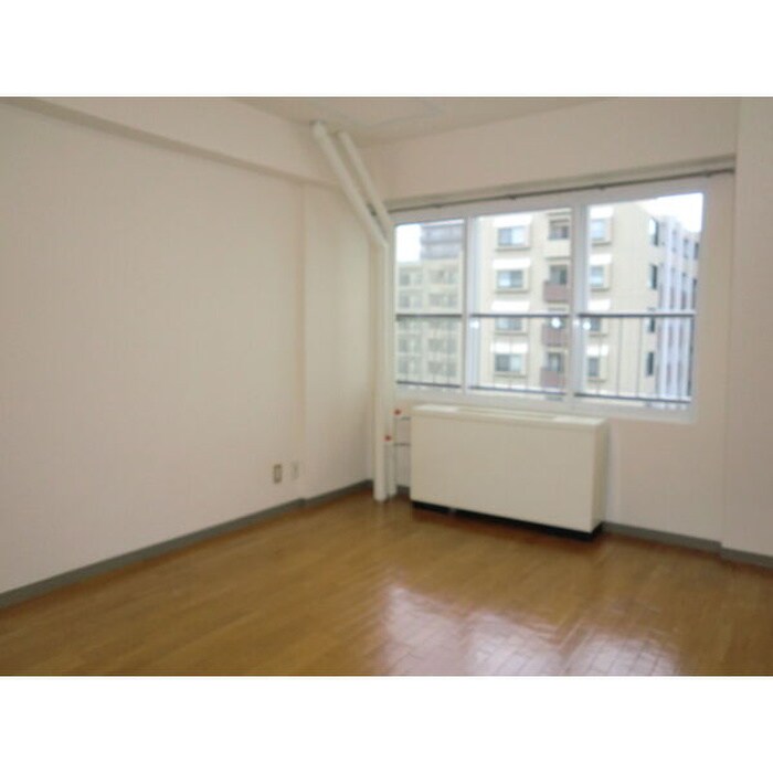 物件内観写真3　(居室)