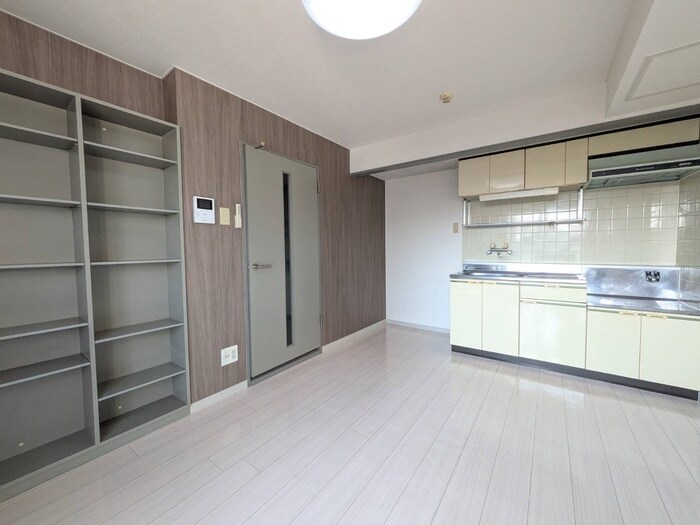 物件内観写真9　(居室)