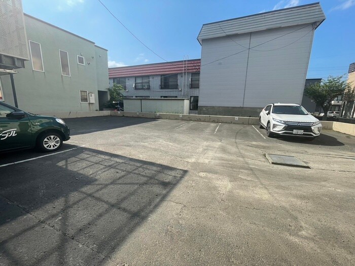 物件外観写真3　(周辺環境)