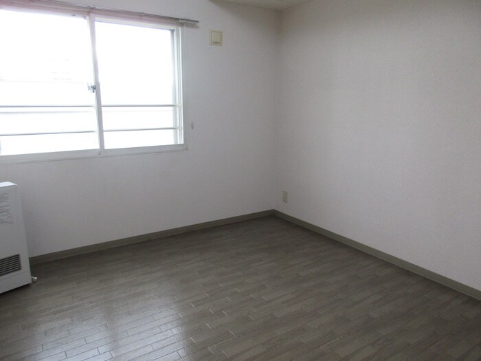 物件内観写真11　(居室)