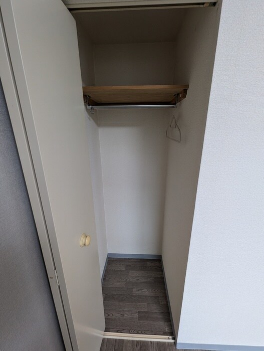 物件内観写真11　(収納)