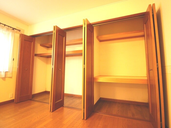 物件内観写真14　(収納)
