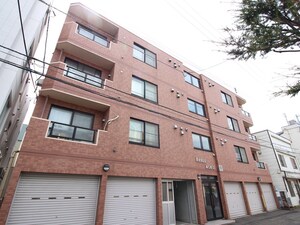 Ｒ－ＦＲＥＥ南５西１２外観写真