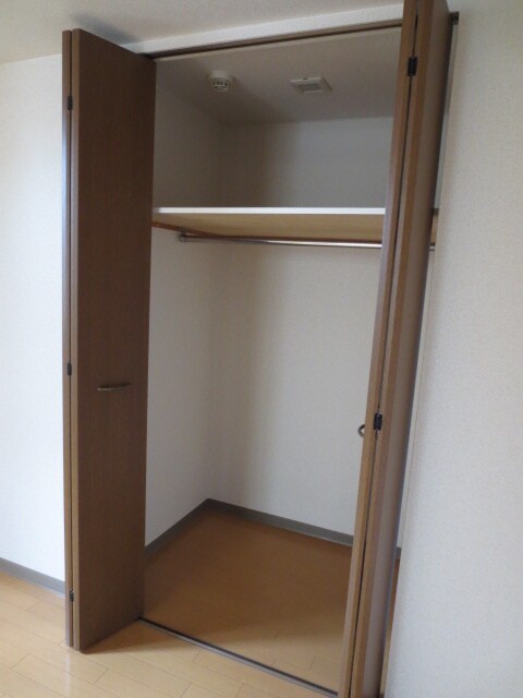 物件内観写真9　(収納)