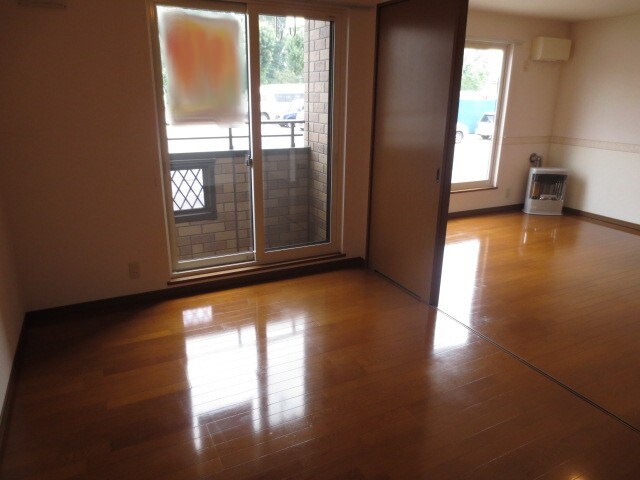 物件内観写真14　(居室)