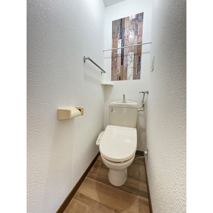 物件内観写真13　(トイレ)