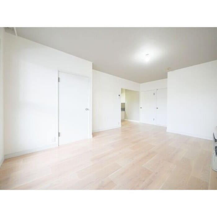 物件内観写真3　(居室)