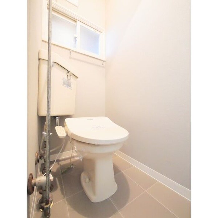 物件内観写真9　(トイレ)