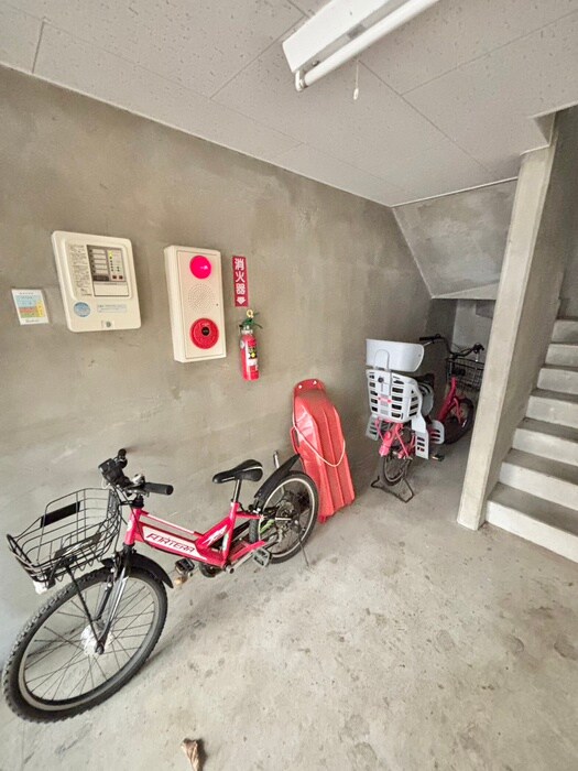 物件外観写真4　(建物設備)