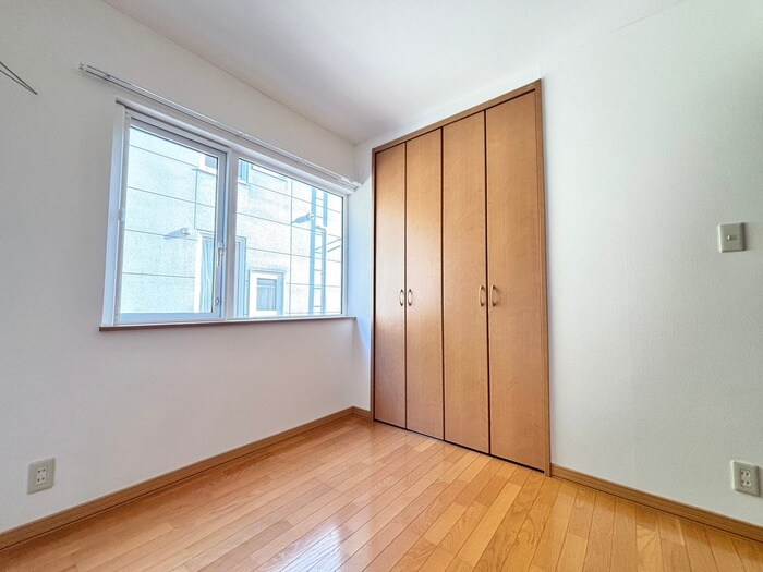 物件内観写真11　(居室)