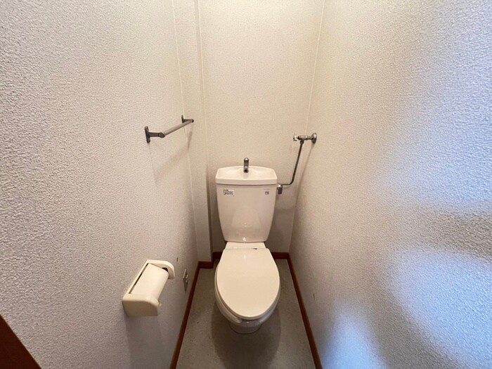 物件内観写真13　(トイレ)