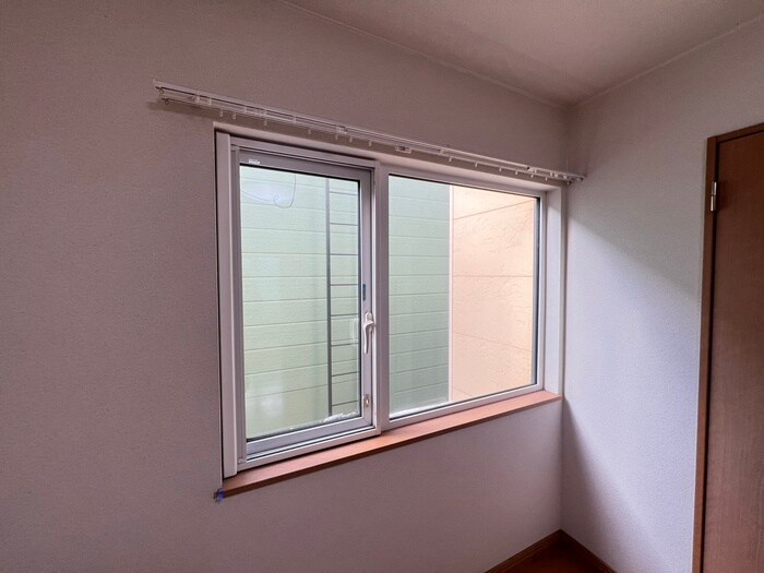 物件内観写真17　(室内からの展望)