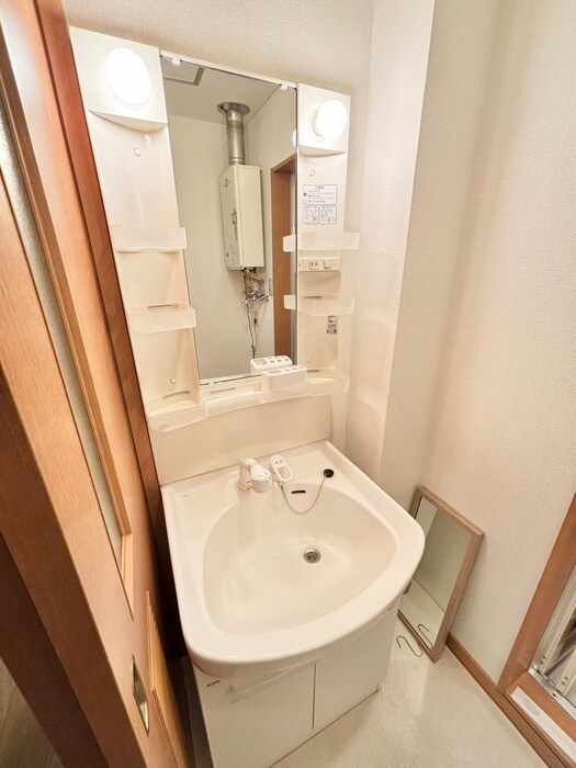 物件内観写真17　(洗面)