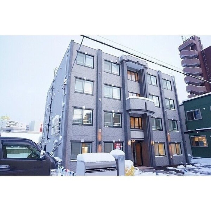 物件外観写真1　(外観写真)