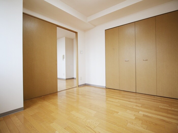 物件内観写真10　(居室)