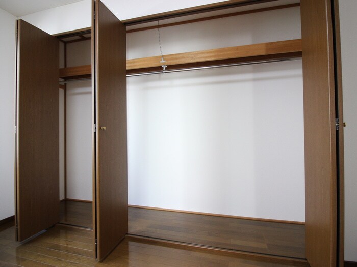 物件内観写真18　(収納)