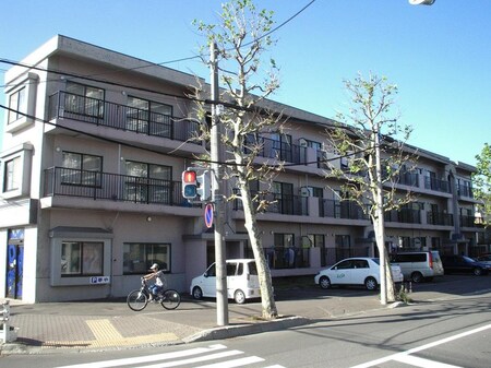ラ・ヌ－ベルコ－ト旭町外観写真
