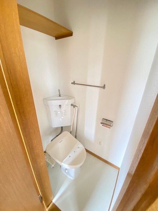 物件内観写真16　(トイレ)