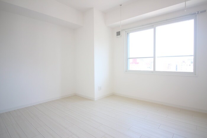 物件内観写真11　(居室)