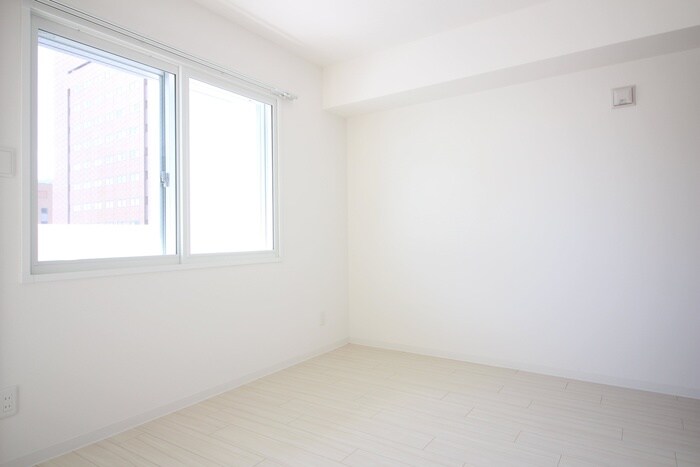 物件内観写真12　(居室)