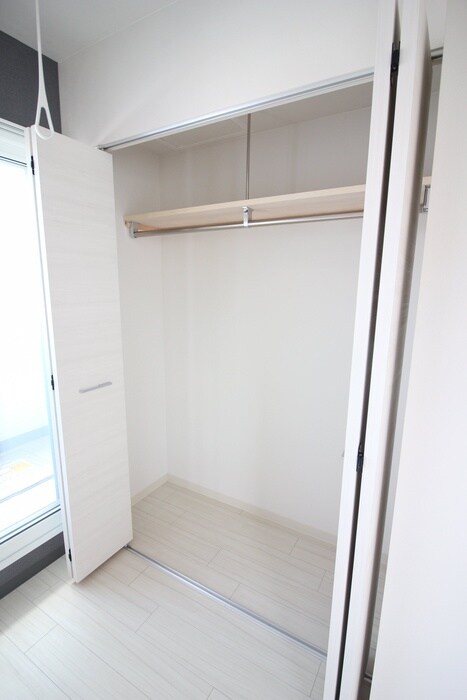 物件内観写真12　(収納)