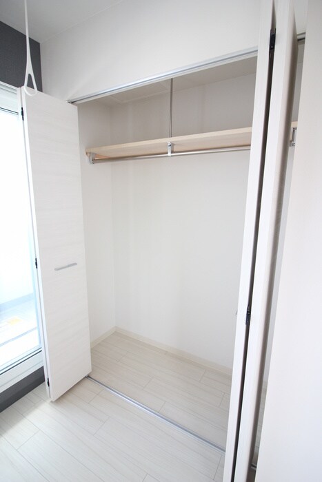 物件内観写真12　(収納)